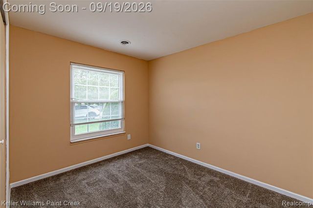 20823 Flora Street 4, Roseville, MI 48066