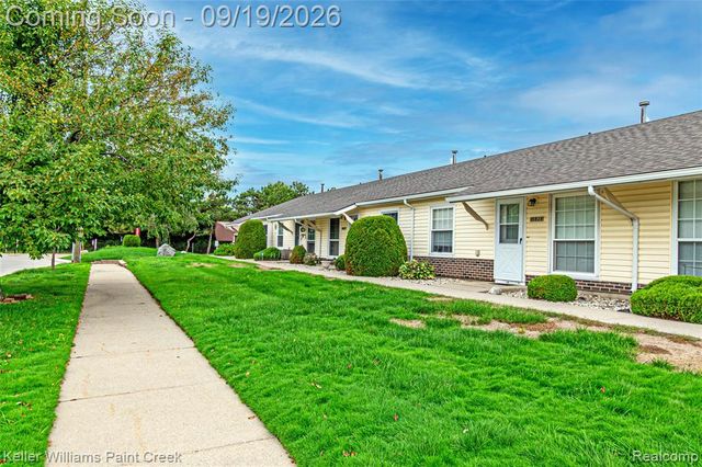 20823 Flora Street 4, Roseville, MI 48066