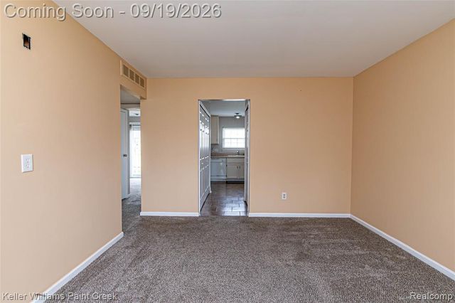 20823 Flora Street 4, Roseville, MI 48066