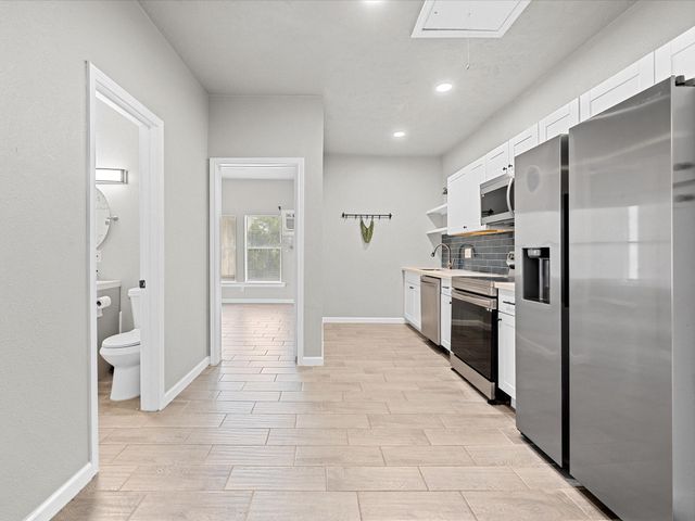 1119 Waugh Drive 4, Houston, TX 77019