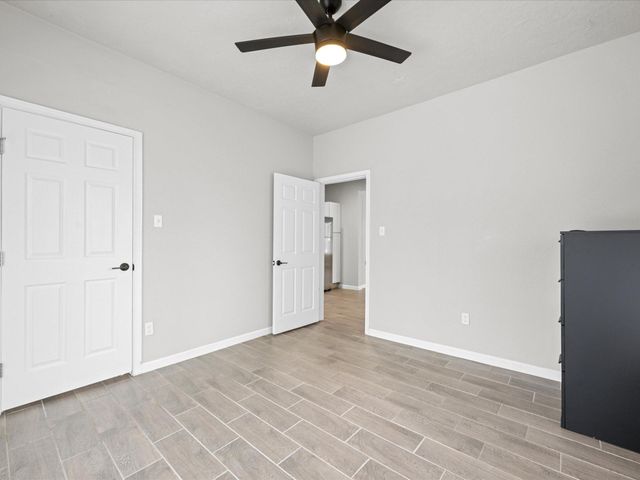 1119 Waugh Drive 4, Houston, TX 77019