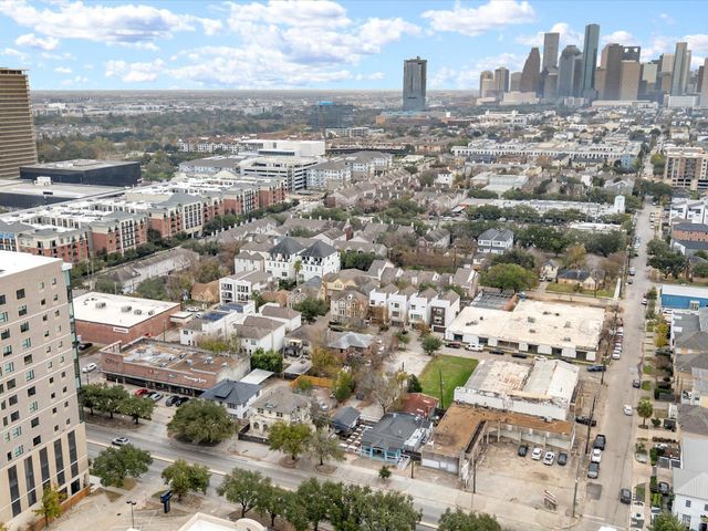 1119 Waugh Drive 4, Houston, TX 77019