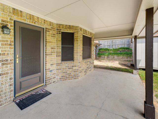 2602 Blue Quail Drive, Arlington, TX 76017