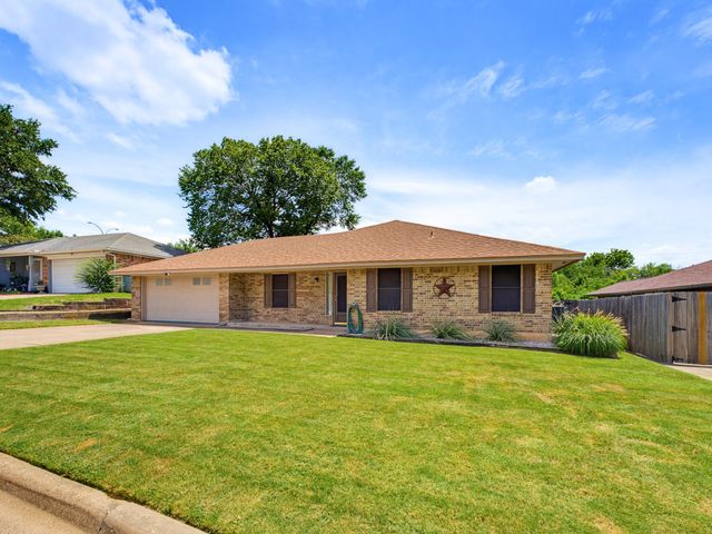 2602 Blue Quail Drive, Arlington, TX 76017