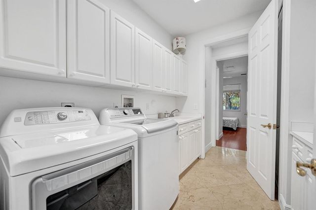 3348 Oak Hill Street, Fort Lauderdale, FL 33312