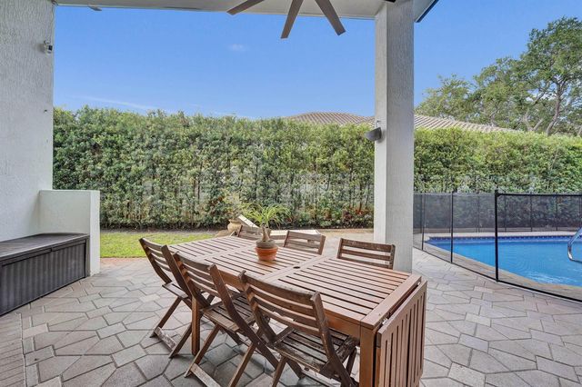 3348 Oak Hill Street, Fort Lauderdale, FL 33312