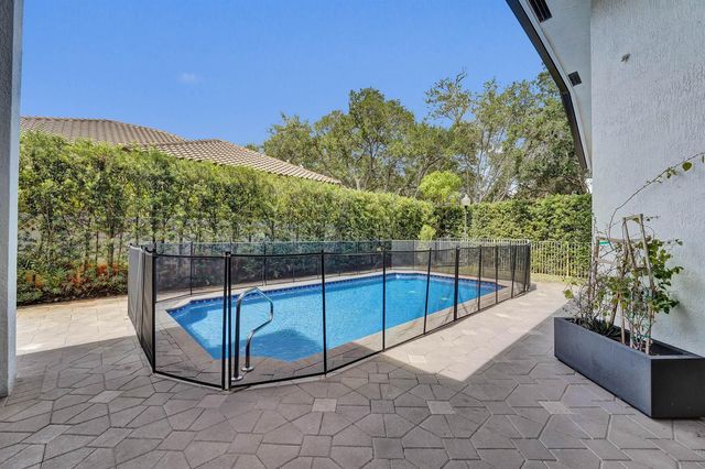 3348 Oak Hill Street, Fort Lauderdale, FL 33312