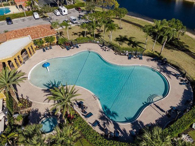 3331 Commodore Court, West Palm Beach, FL 33411