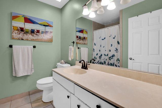 3331 Commodore Court, West Palm Beach, FL 33411
