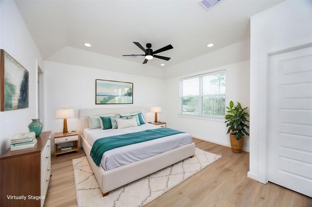 1943 Longmire Villas Court, Conroe, TX 77304