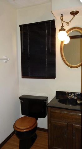 108 Walcreek Drive W, Columbus, OH 43230