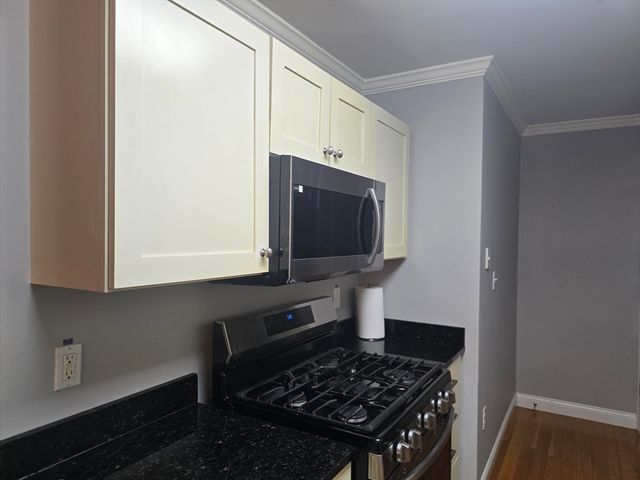 501 Cabot St 2, Beverly, MA 01915