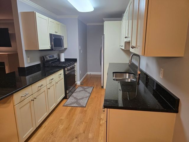 501 Cabot St 2, Beverly, MA 01915