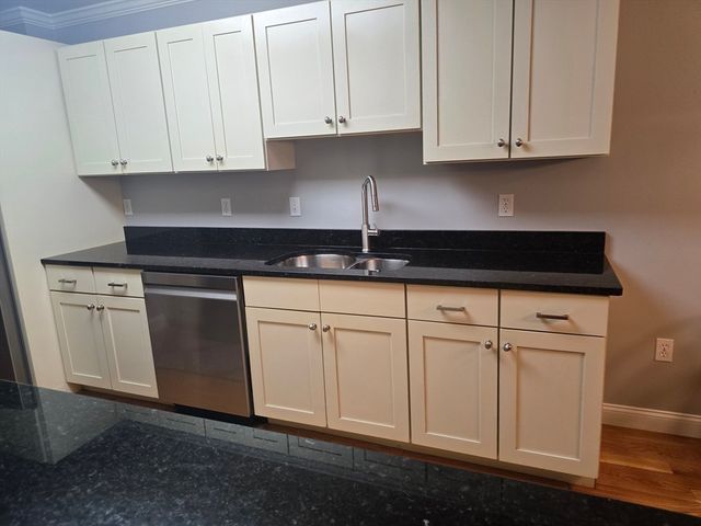 501 Cabot St 2, Beverly, MA 01915