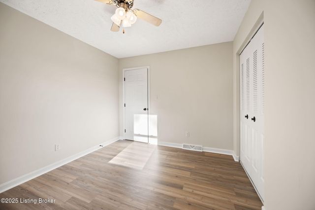 929 Hickyory Drive, Vine Grove, KY 40175