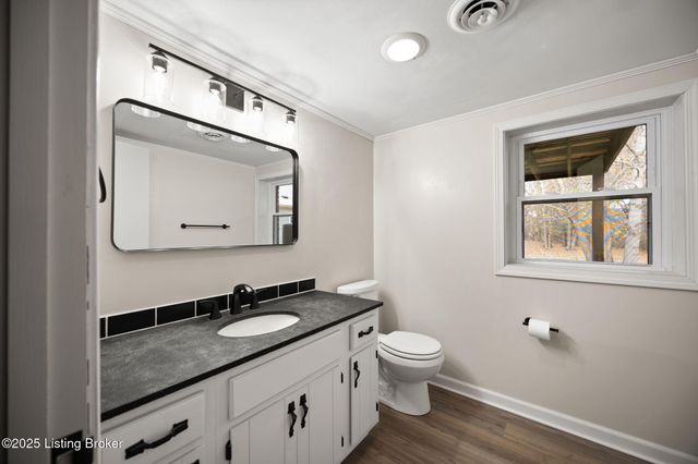 929 Hickyory Drive, Vine Grove, KY 40175