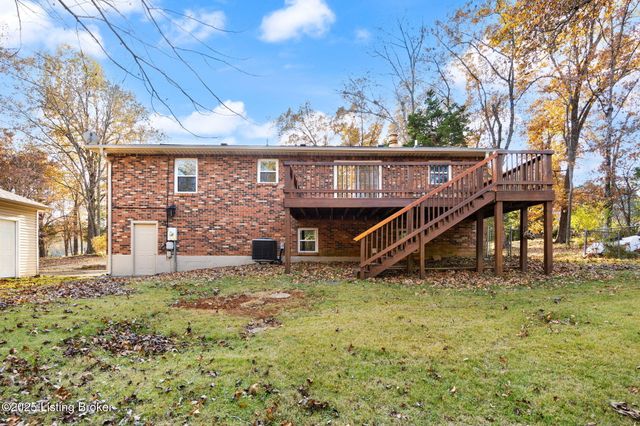 929 Hickyory Drive, Vine Grove, KY 40175