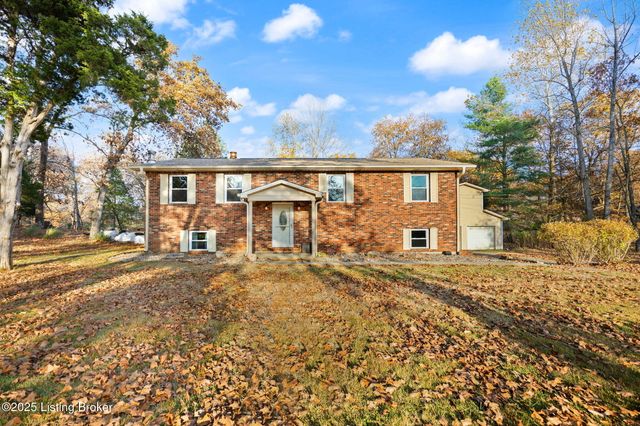 929 Hickyory Drive, Vine Grove, KY 40175