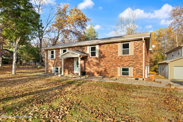 929 Hickyory Drive, Vine Grove, KY 40175