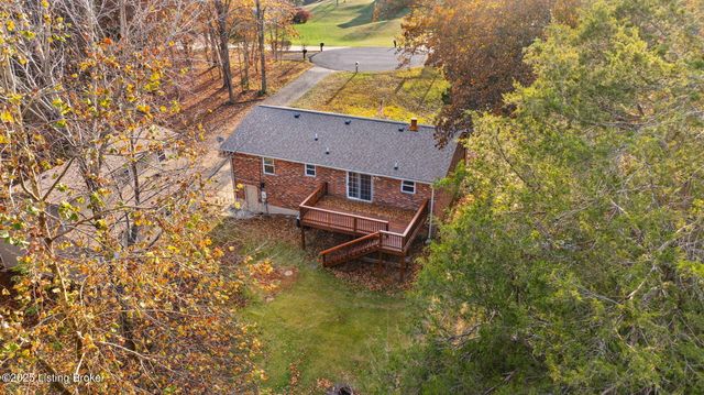 929 Hickyory Drive, Vine Grove, KY 40175