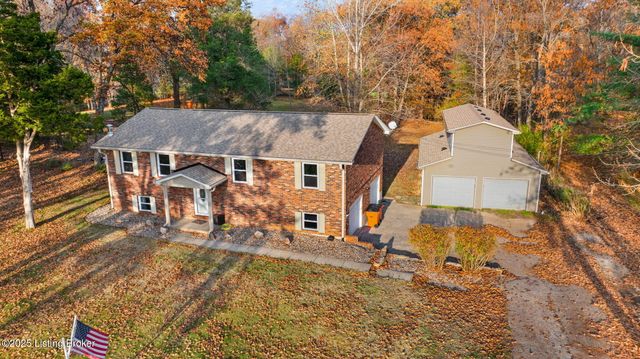 929 Hickyory Drive, Vine Grove, KY 40175
