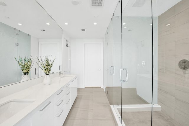 153 N Seabreeze Boulevard 1204, Fort Lauderdale, FL 33304