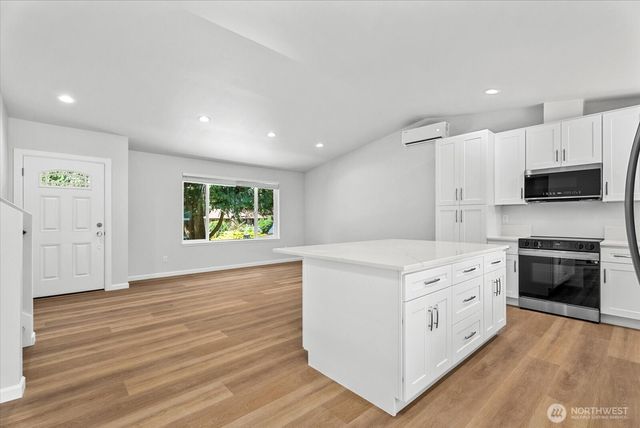 27526 43rd Avenue S, Auburn, WA 98001