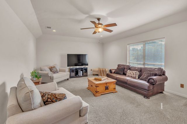 173 Cattlebaron Parc Drive, Fort Worth, TX 76108