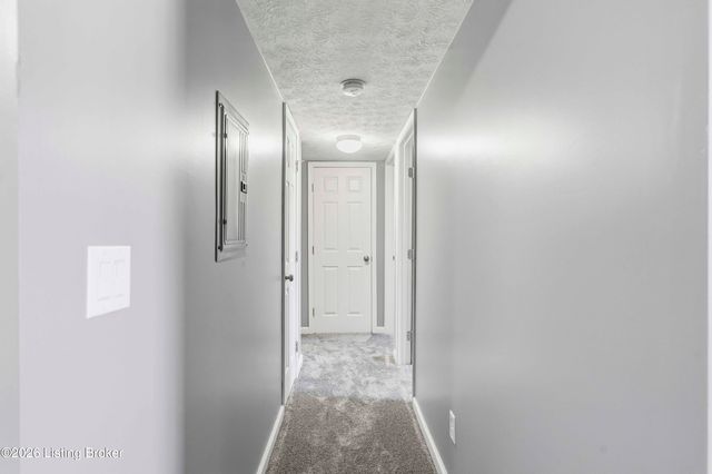 1801 Janlyn Rd 11, Louisville, KY 40299