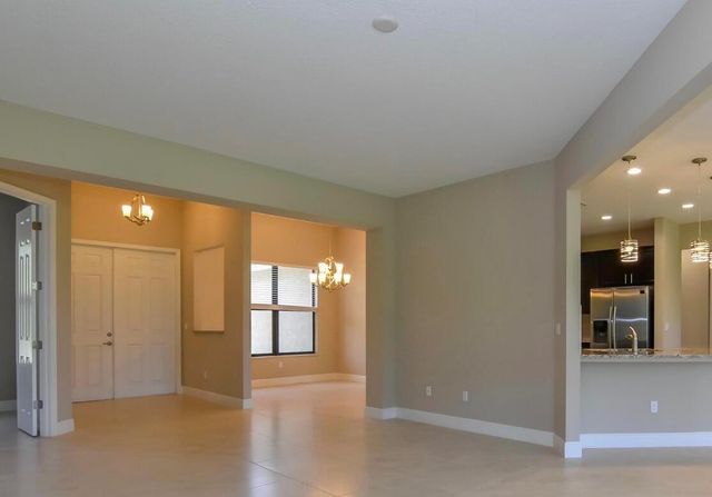 5831 NW Dooley, Port St. Lucie, FL 34986