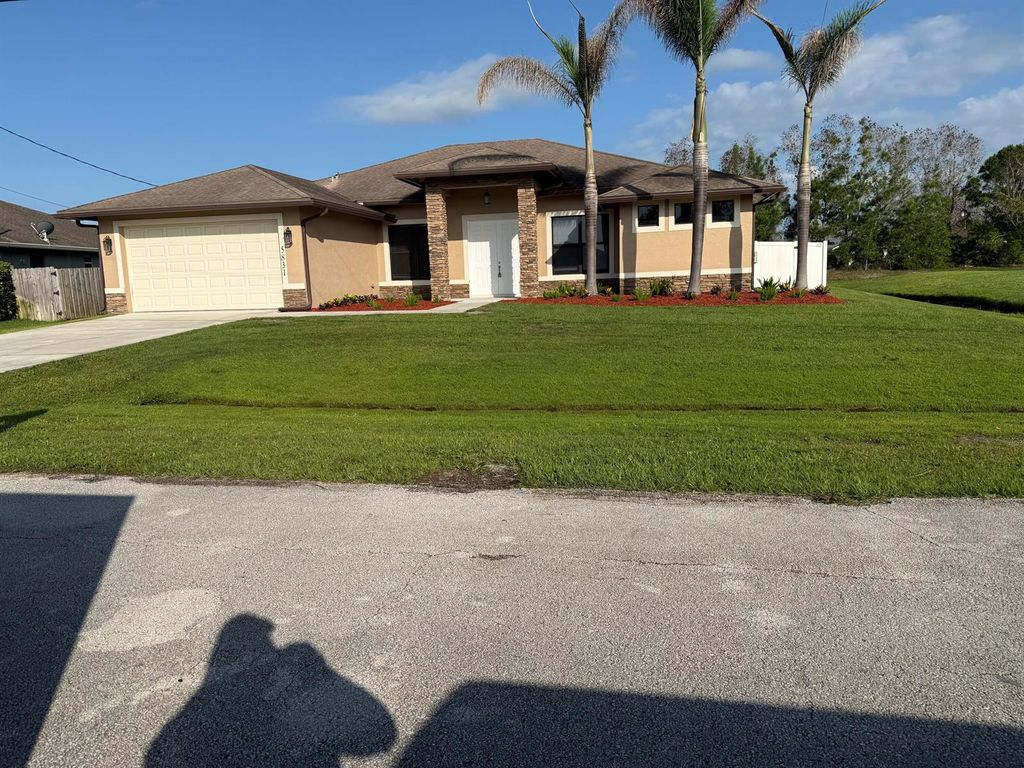 5831 NW Dooley, Port St. Lucie, FL 34986