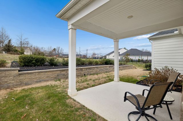 206 Woodhall Ct, White House, TN 37188