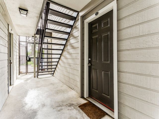 1503 N Garrett Avenue 111, Dallas, TX 75206