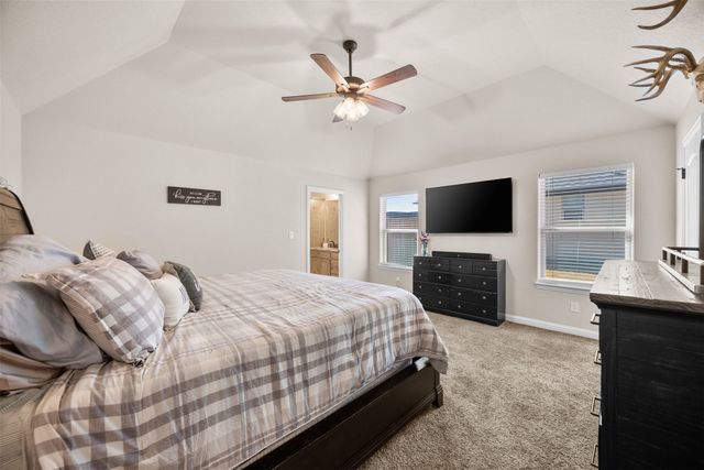 209 Bayless Avenue, Godley, TX 76044