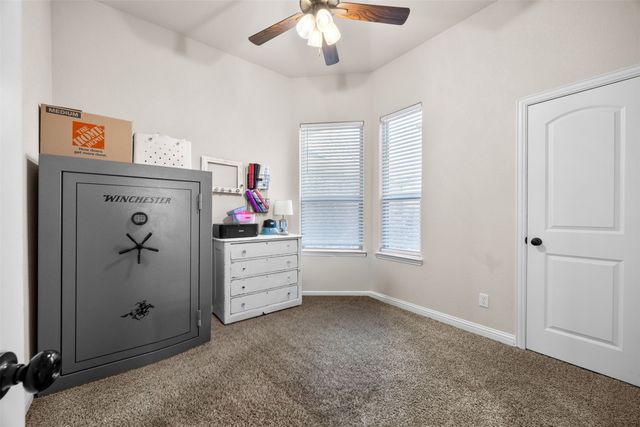 209 Bayless Avenue, Godley, TX 76044