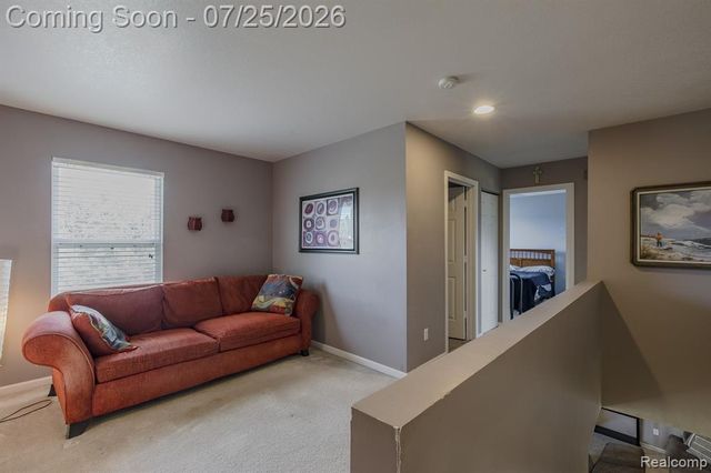 2550 Compton Drive, Waterford, MI 48329