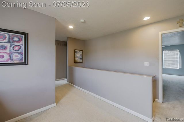 2550 Compton Drive, Waterford, MI 48329