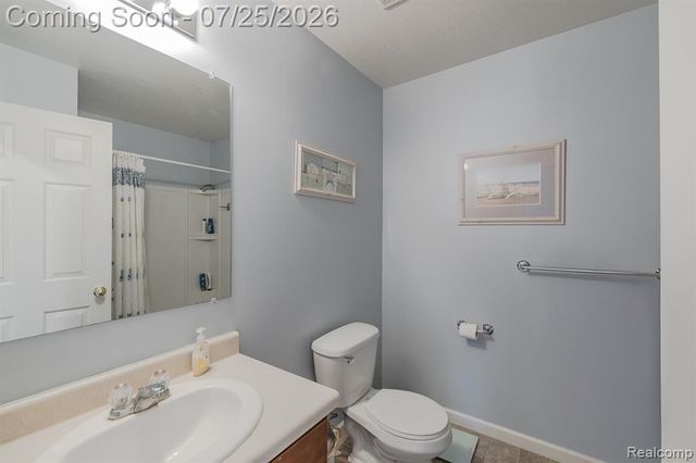 2550 Compton Drive, Waterford, MI 48329