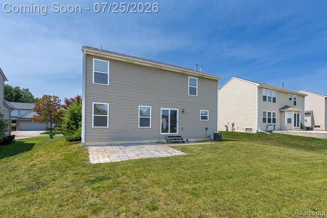2550 Compton Drive, Waterford, MI 48329