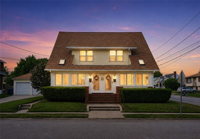 113 Beckwith Street, Cranston, RI 02910