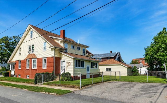 113 Beckwith Street, Cranston, RI 02910
