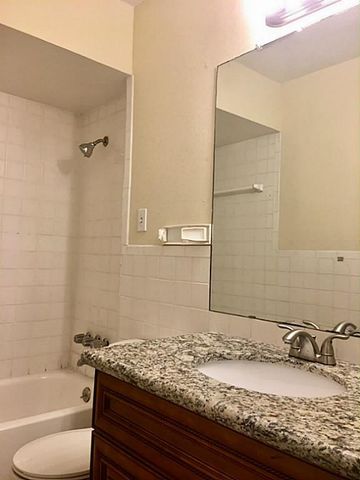 2601 Bellefontaine Street C312, Houston, TX 77025