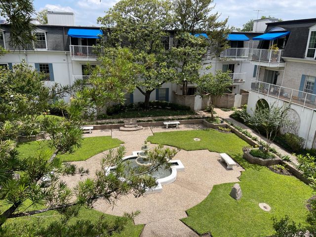 2601 Bellefontaine Street C312, Houston, TX 77025