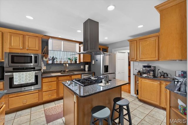 7323 Stanford Avenue, University City, MO 63130