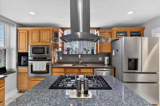 7323 Stanford Avenue, University City, MO 63130