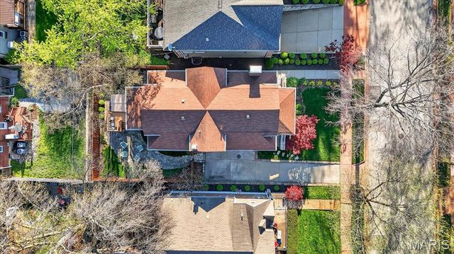 7323 Stanford Avenue, University City, MO 63130