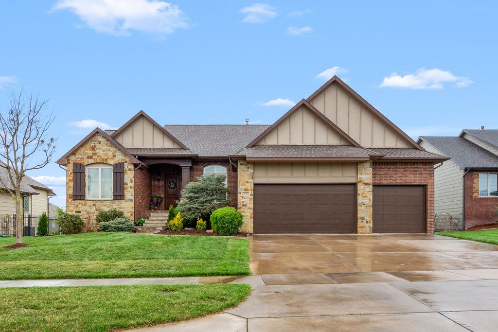 2001 N Split Rail St, Wichita, KS 67230