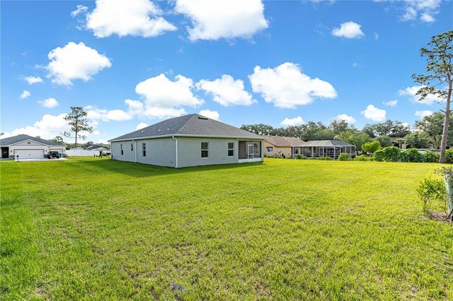 565 SILVER COURSE RUN, Ocala, FL 34472