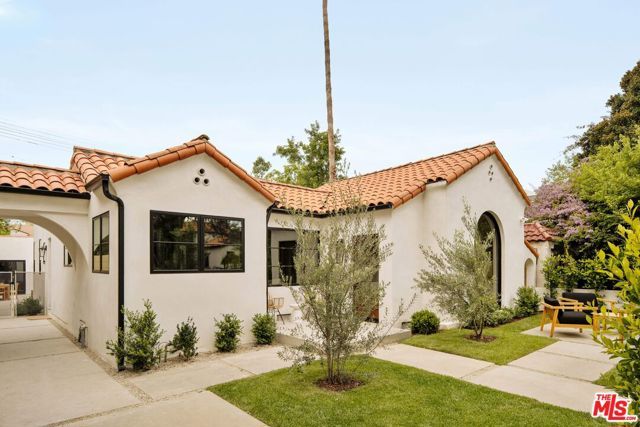 6500 W 5th Street, Los Angeles, CA 90048