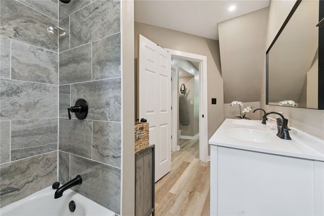 232 57th St, Lawrenceville, PA 15201